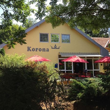Korona Szallo Hotell Nagykanizsa Exteriör bild