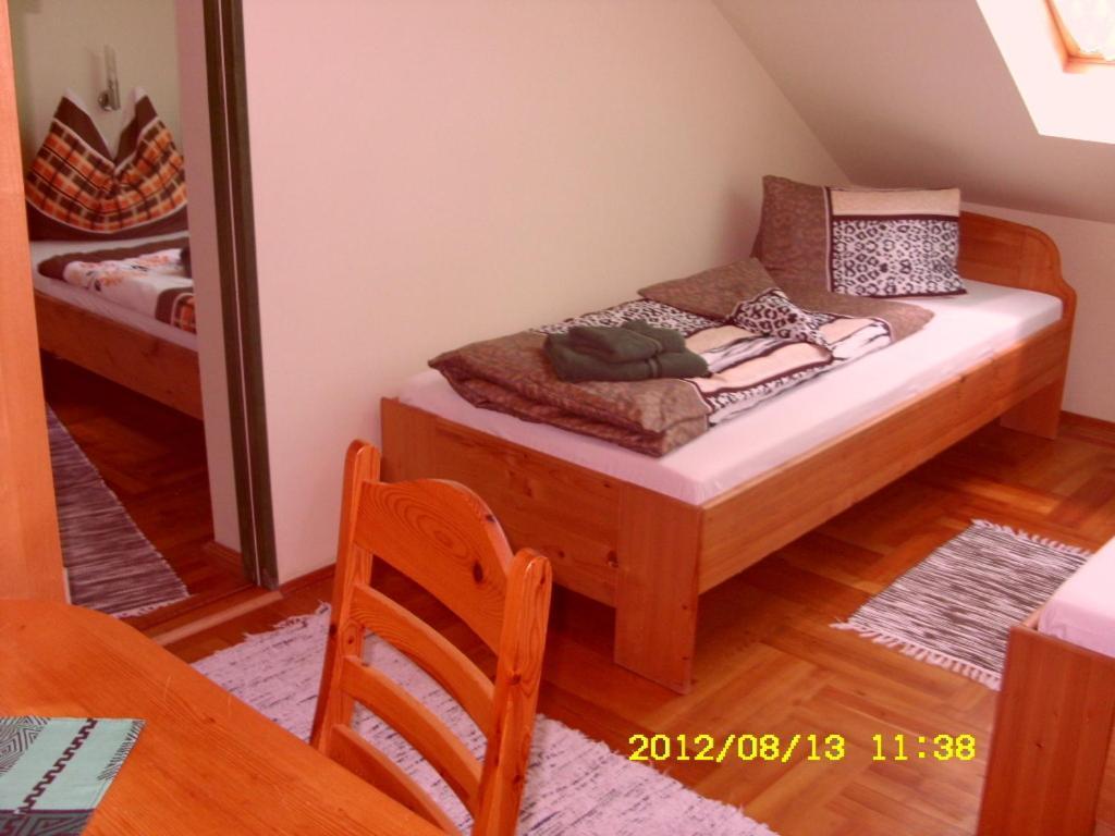 Korona Szallo Hotell Nagykanizsa Rum bild
