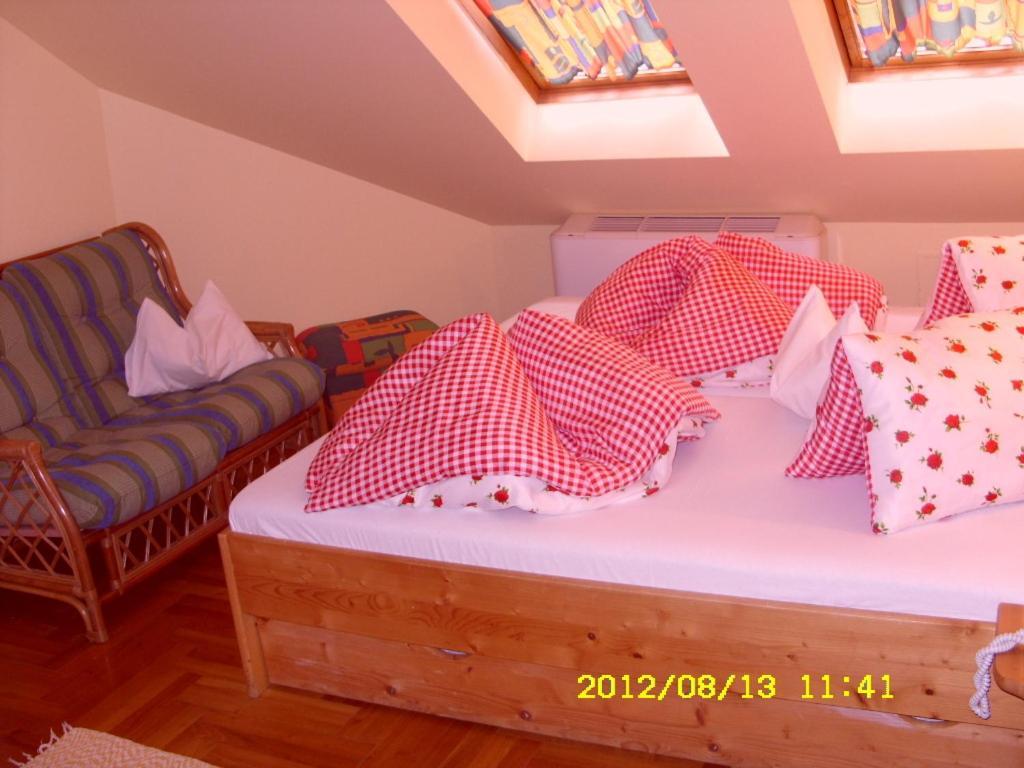 Korona Szallo Hotell Nagykanizsa Rum bild