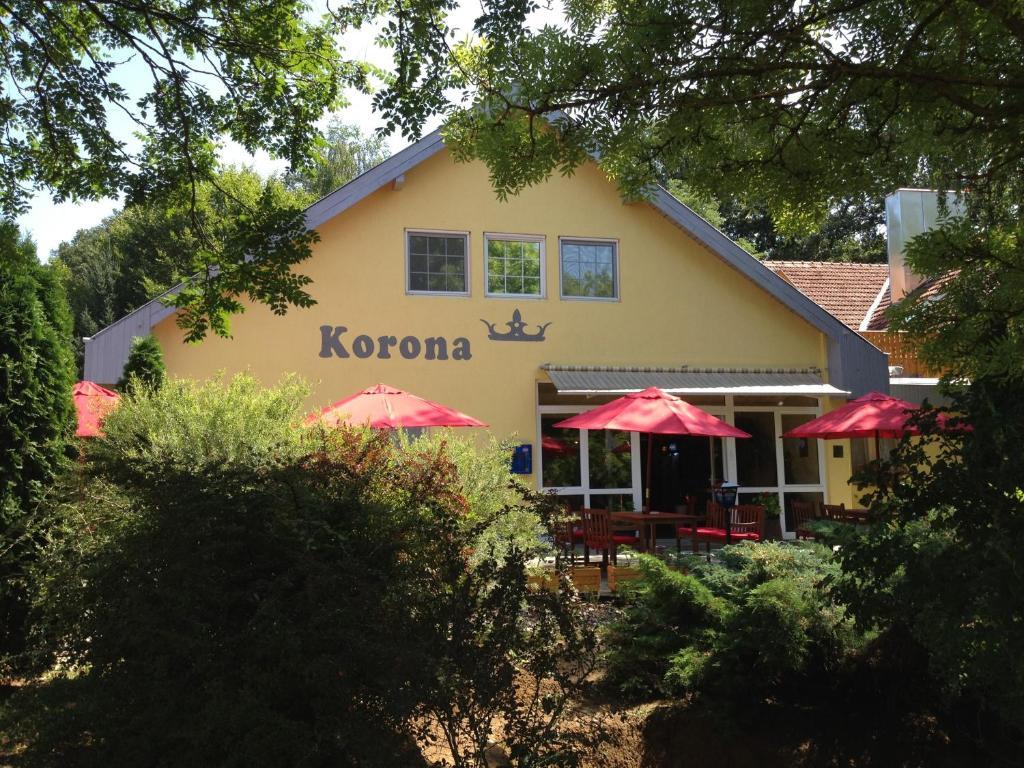 Korona Szallo Hotell Nagykanizsa Exteriör bild