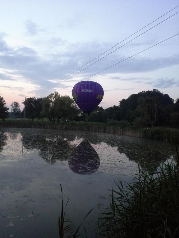 Korona Szallo Hotell Nagykanizsa Exteriör bild
